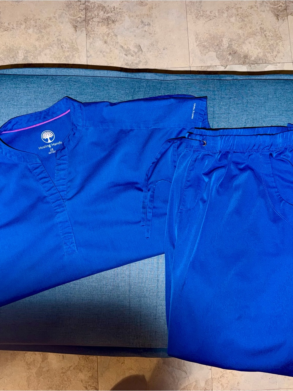Healing Hands women’s Royal Blue Scrub set 2X top 1x pants